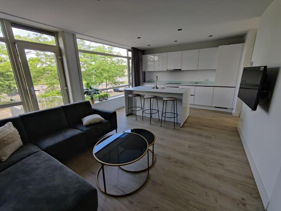K50165 Modern Apartment Near The Center And Free Parking Ейндговен Екстер'єр фото